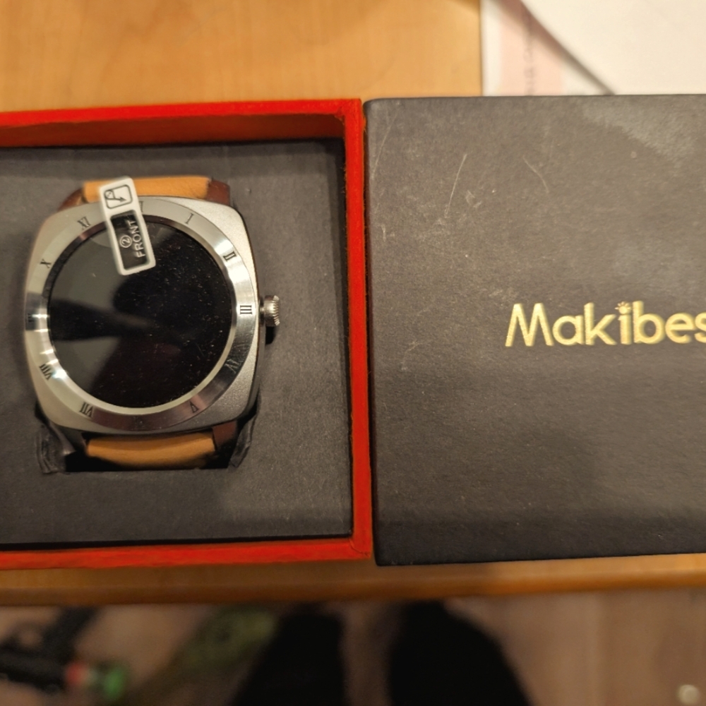 Makibes Smart watch and heart rate monitor, other features as well